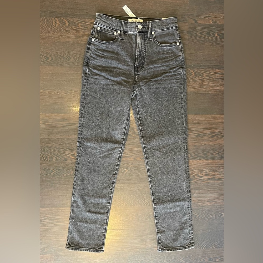 Madewell Vintage Straight Jean in faded black